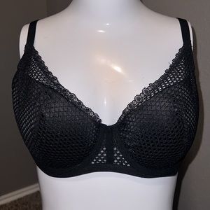 Victoria’s Secret 36DD padded underwire bra, Black